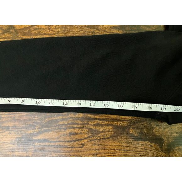 Uniqlo cowlneck pullover sweatshirt - Picture 8 of 8